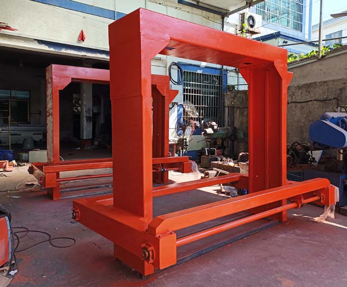 自动酸洗生产线行车设备(图1)