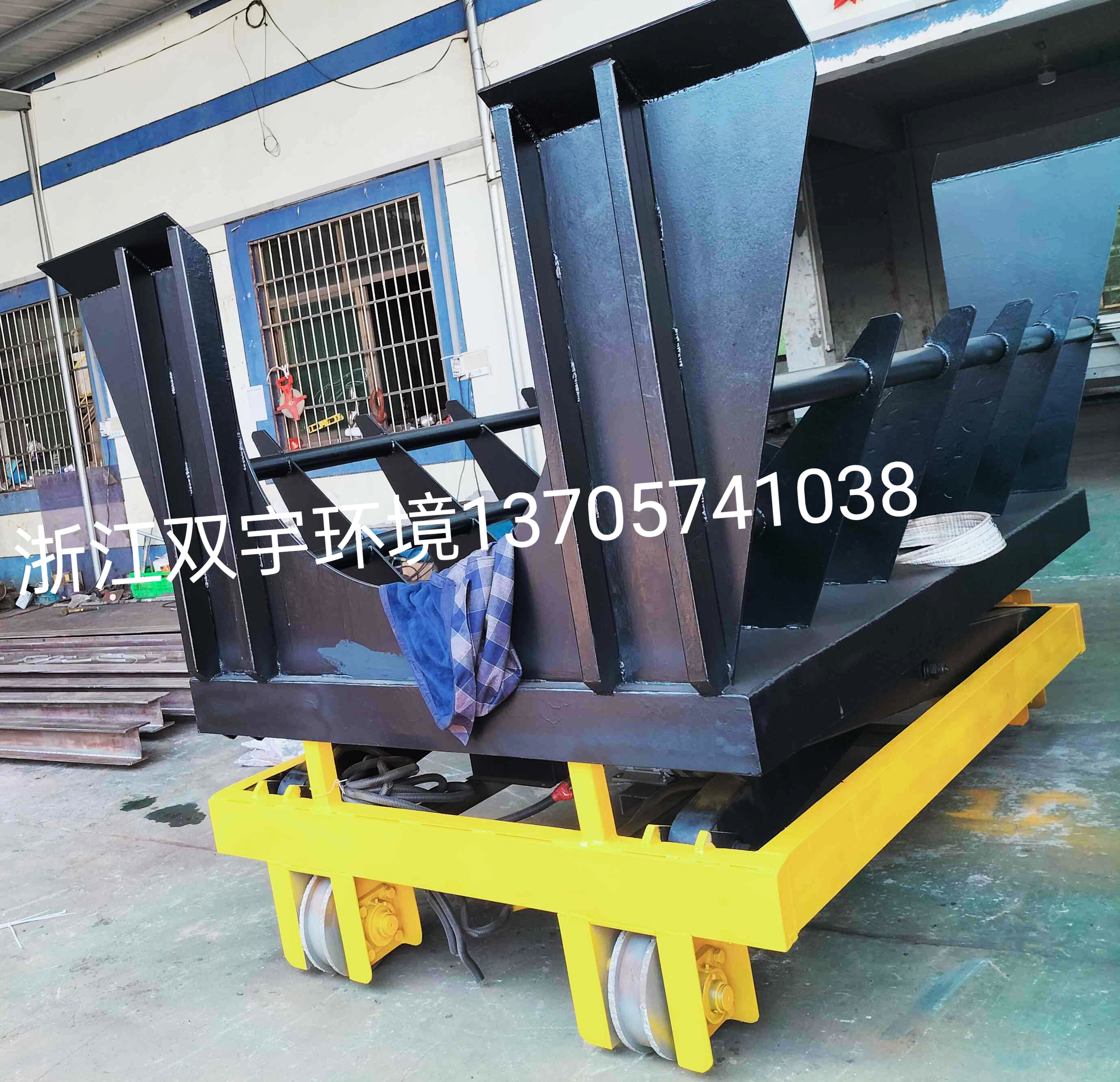 酸洗线上料小车设备(图1)