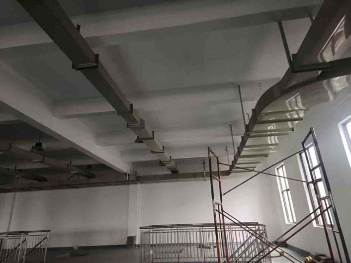 废气收集送风管道(图1)